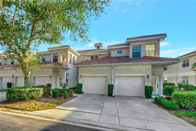 Picture of 3055 Horizon Ln 1706, Naples FL 34109