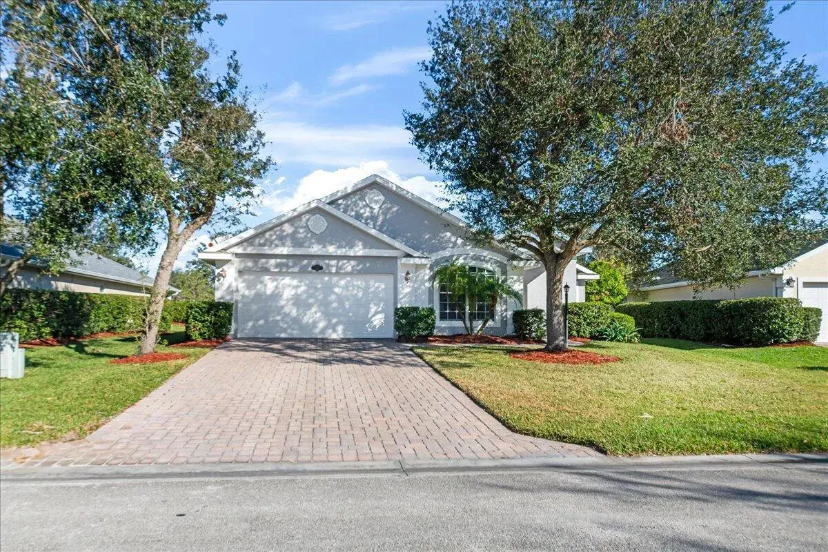 Picture of 507 N Valencia Circle Sw, Vero Beach, FL 32968