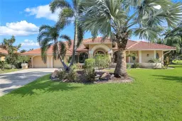 Picture of 4896 Shearwater Ln, Naples, FL 34119