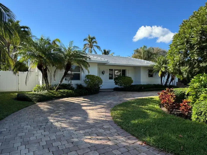 Picture of 324 Cascade Lane, Palm Beach Shores FL 33404