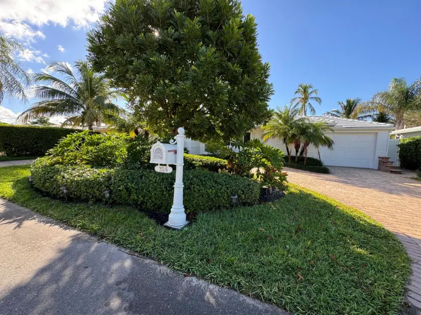 Picture of 324 Cascade Lane, Palm Beach Shores FL 33404