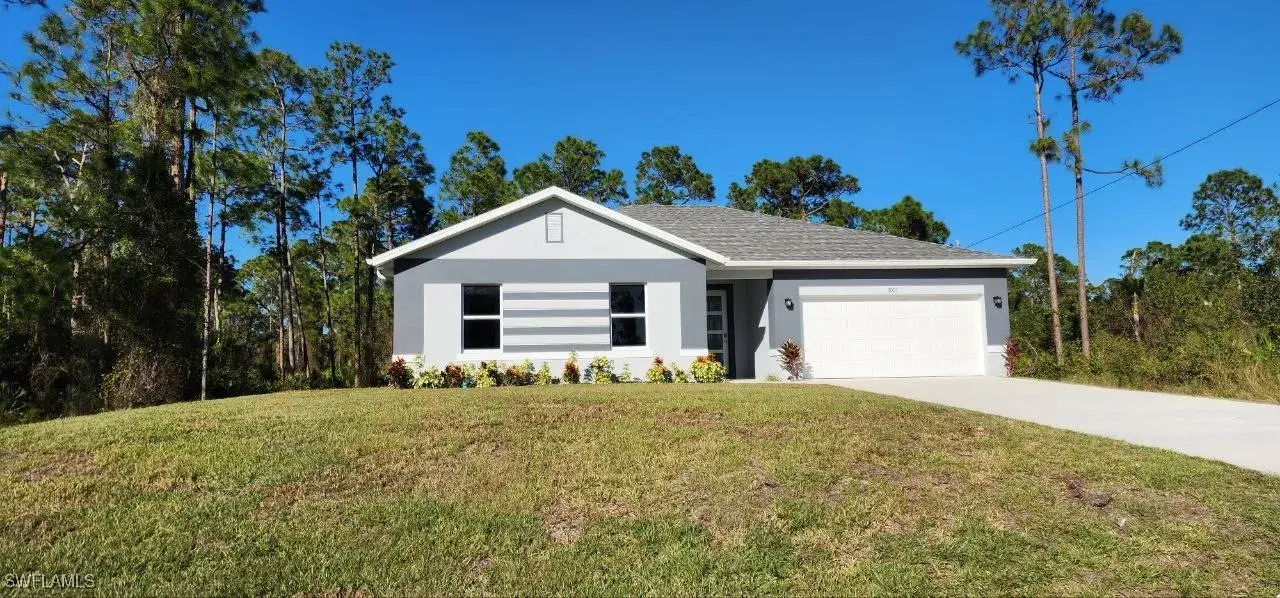 Picture of 1021 Milwaukee Blvd, Lehigh Acres, FL 33974