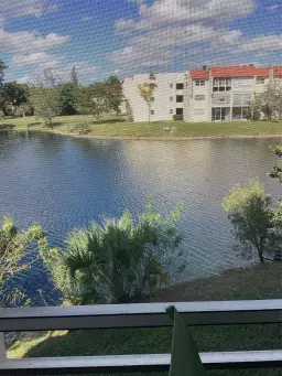 Picture of 3001 Sunrise Lakes Dr 207, Fort Lauderdale, FL 33322