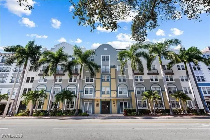 Picture of 533 NE 3Rd Ave Apt 219, Fort Lauderdale FL 33301