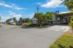 Picture of 900 Broad Ave S 140, Naples, FL 34102