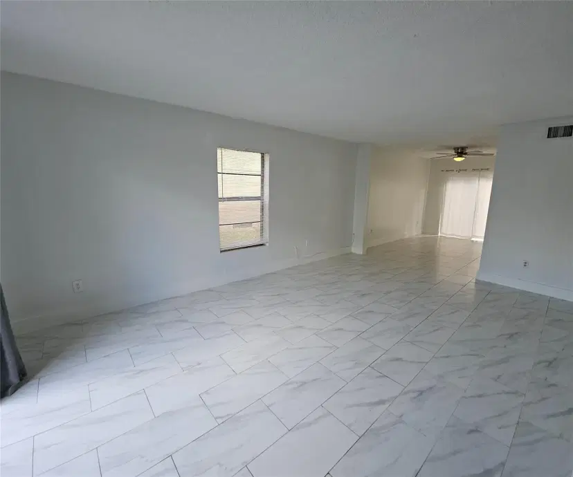 Picture of 2456 NW 52Nd Ave 2456, Fort Lauderdale FL 33313