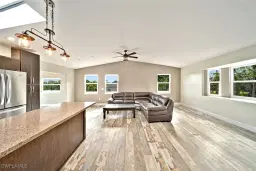 Picture of 812 Rabbit Rd, Sanibel, FL 33957