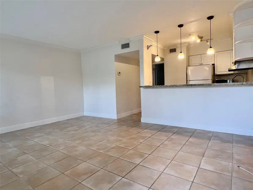 Picture of 2124 NE 5Th Ave 107, Wilton Manors FL 33305