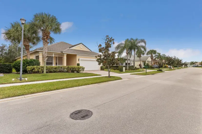 Picture of 175 NW Willow Grove Avenue, Saint Lucie West FL 34986