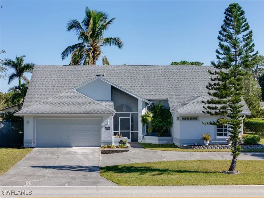 Picture of 8458 Beacon Blvd, Fort Myers, FL 33907