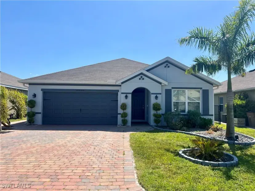 Picture of 10293 Silver Pond Ln, Lehigh Acres, FL 33936