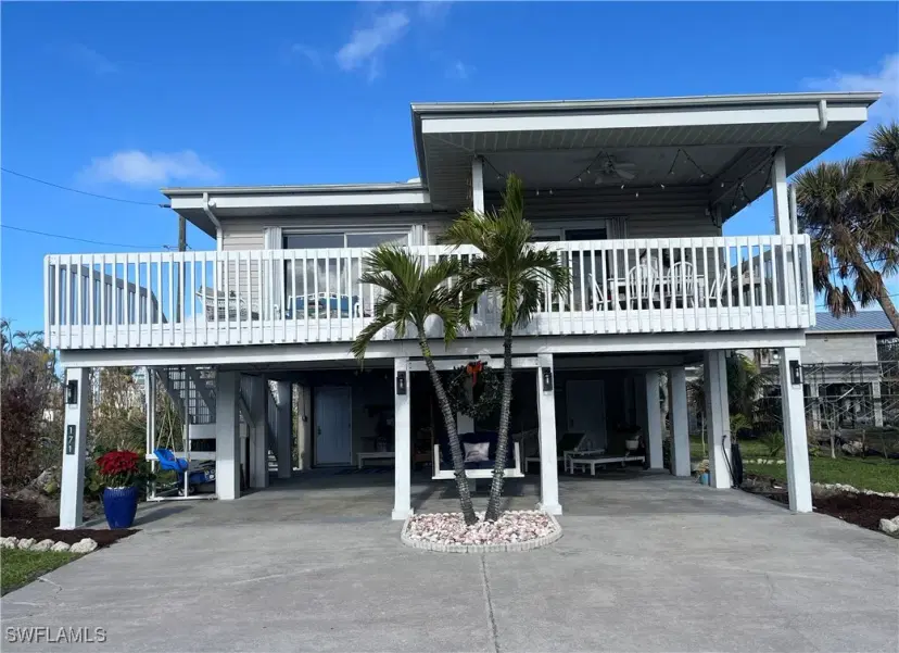 Picture of 171 Lanark Ave, Fort Myers Beach FL 33931