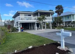 Picture of 171 Lanark Ave, Fort Myers Beach, FL 33931