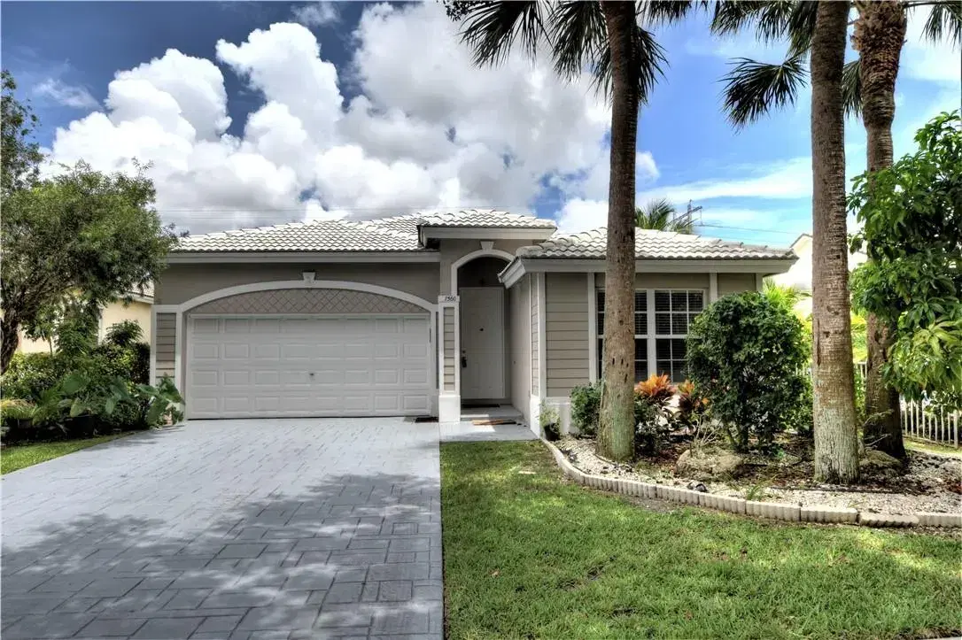 Picture of 7560 NW 70Th Ave, Parkland, FL 33067