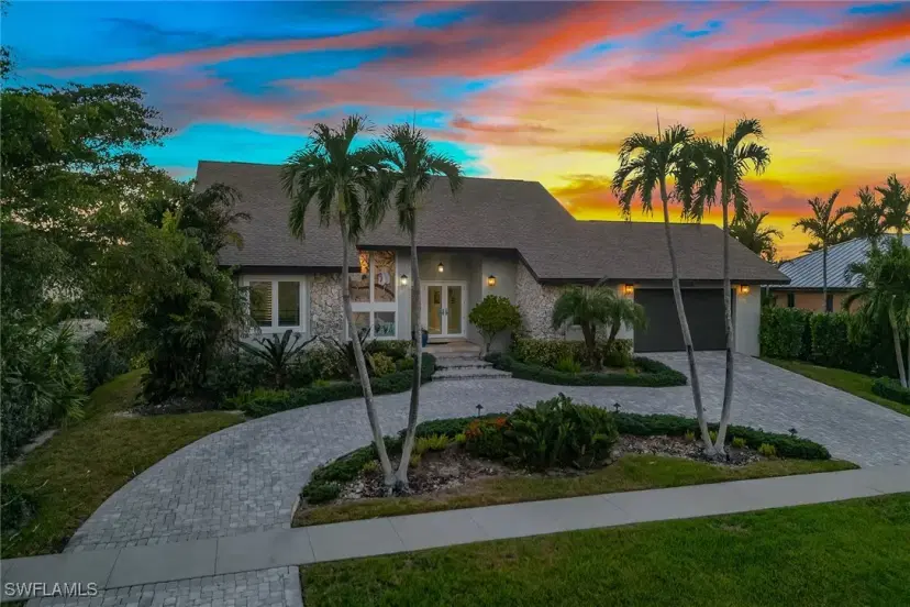 Picture of 272 N Barfield Dr, Marco Island FL 34145