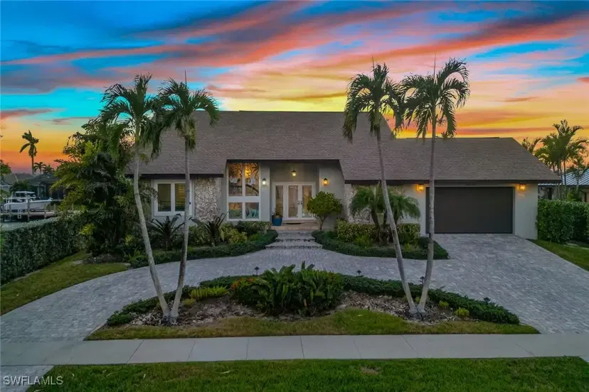 Picture of 272 N Barfield Dr, Marco Island FL 34145