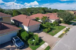 Picture of 13484 Cambridge Ln, Naples, FL 34109