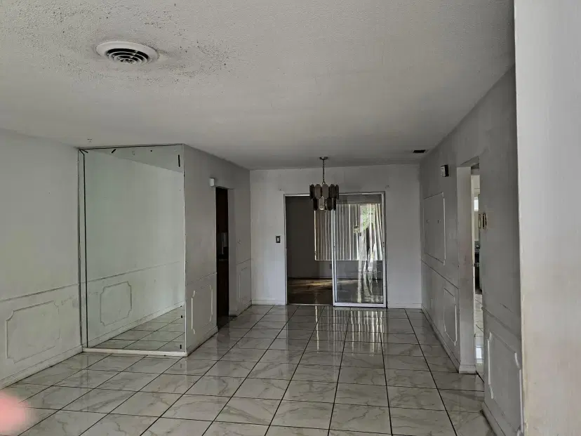 Picture of 4300 NW 48Th Ave, Lauderdale Lakes FL 33319