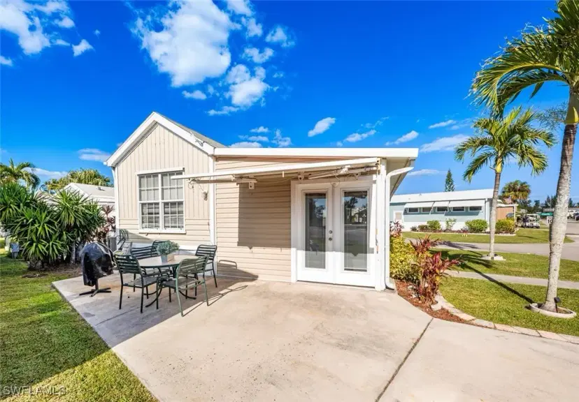 Picture of 7029 Granada Lakes Dr, Fort Myers FL 33967