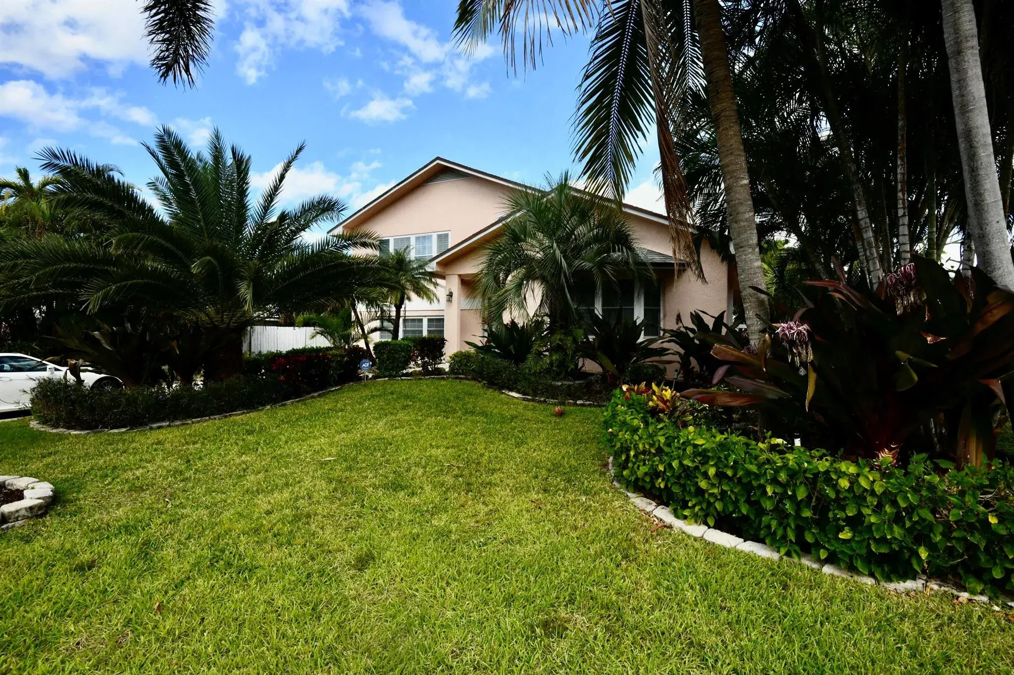 Picture of 225 Cascade Lane, Palm Beach Shores, FL 33404