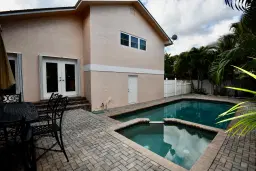 Picture of 225 Cascade Lane, Palm Beach Shores, FL 33404