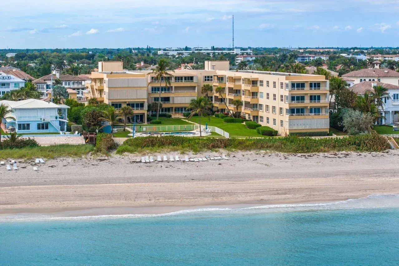 Picture of 2701 S Ocean Boulevard 16, Highland Beach, FL 33487