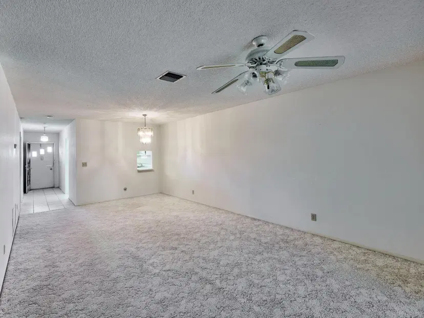 Picture of 2638 E Gately Drive E 105, West Palm Beach FL 33415