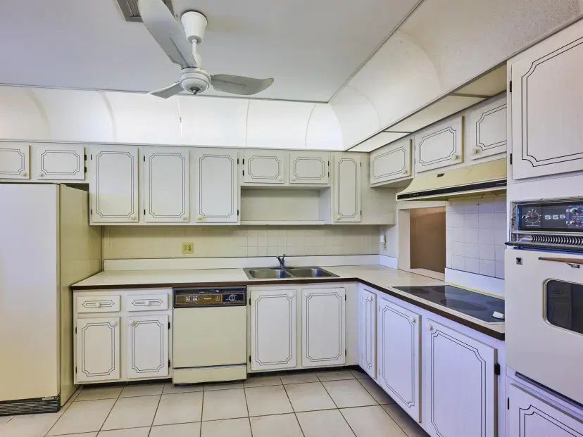 Picture of 2638 E Gately Drive E 105, West Palm Beach FL 33415