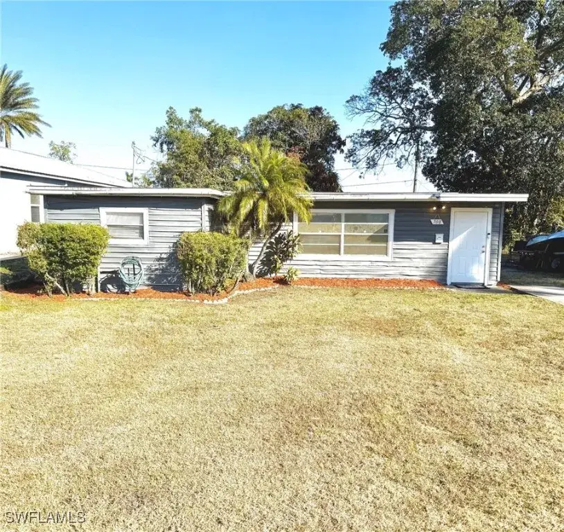 Picture of 708 Bond St, Clewiston, FL 33440