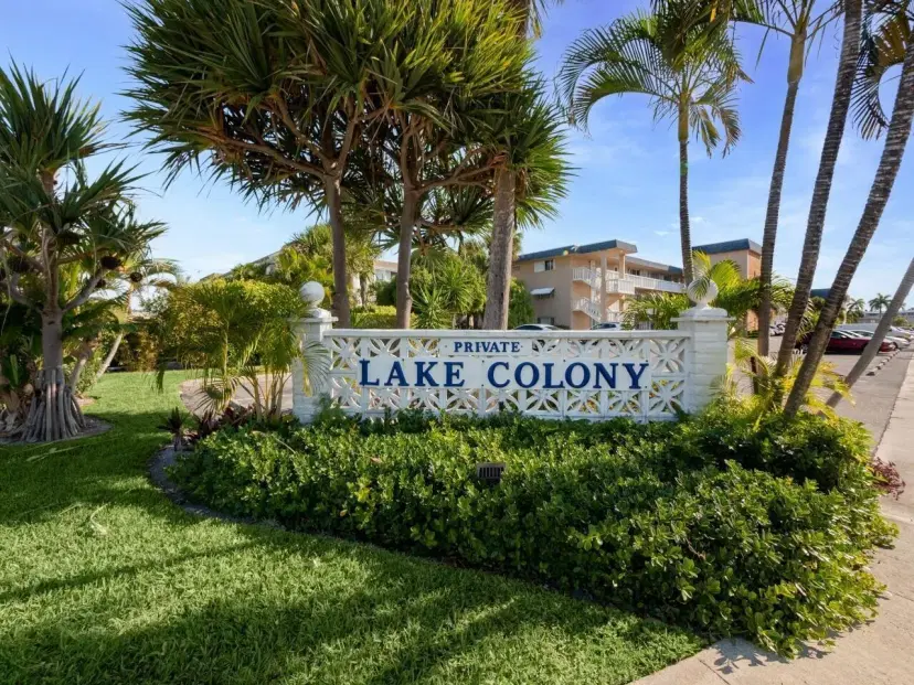 Picture of 111 Doolen Court 311, North Palm Beach FL 33408