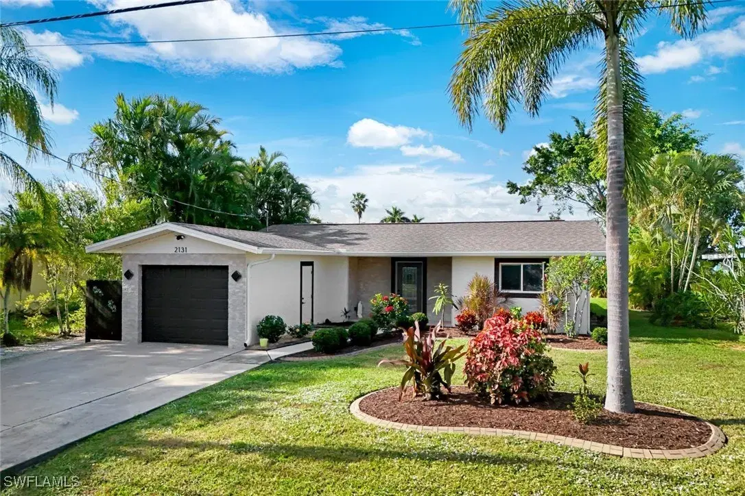 Picture of 2131 Saint Croix Ave, Fort Myers, FL 33905