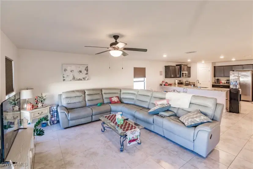 Picture of 2705 NW 5Th Ter, Cape Coral FL 33993