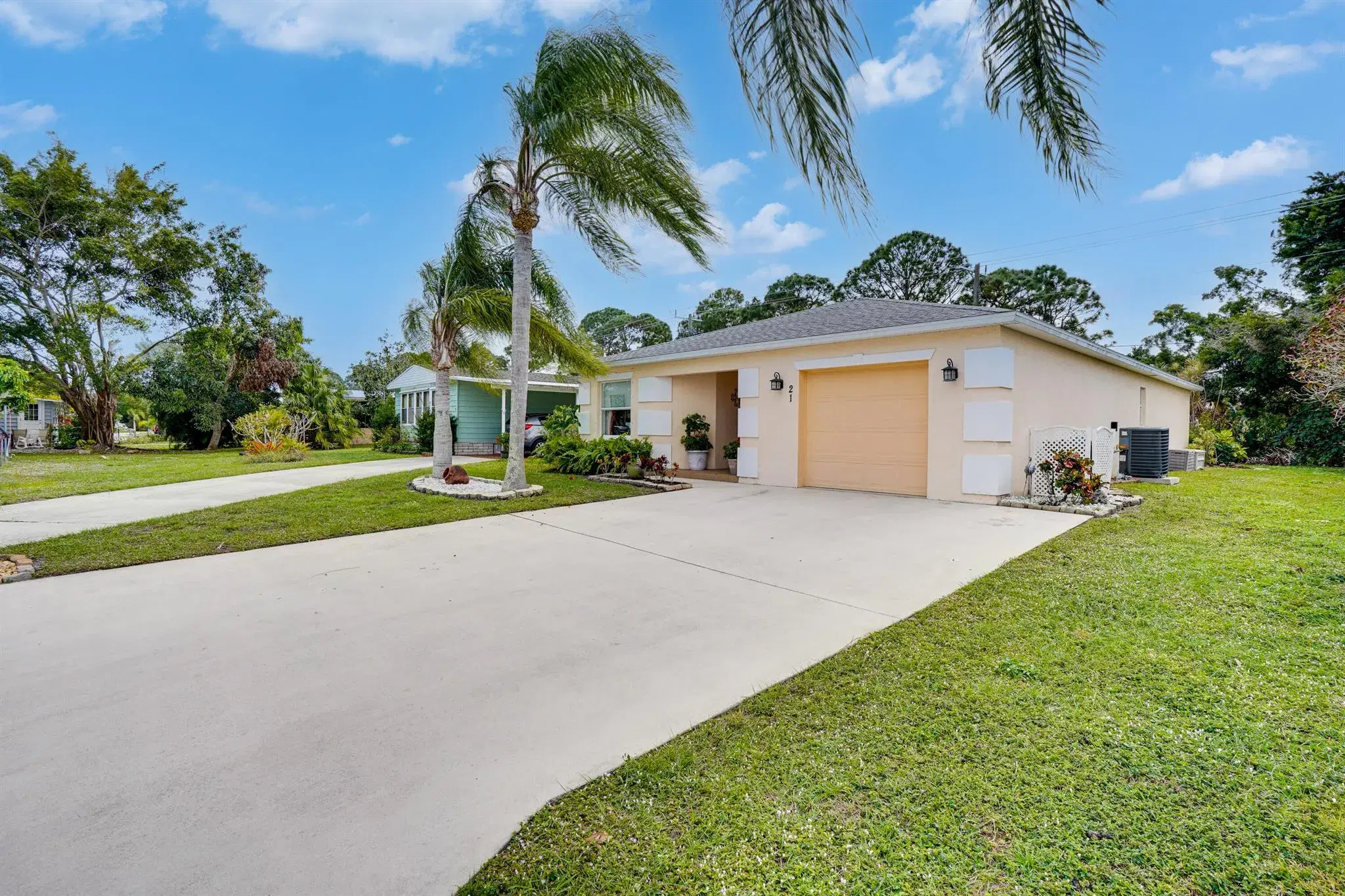 Picture of 21 Vista De Laguna, Fort Pierce, FL 34951