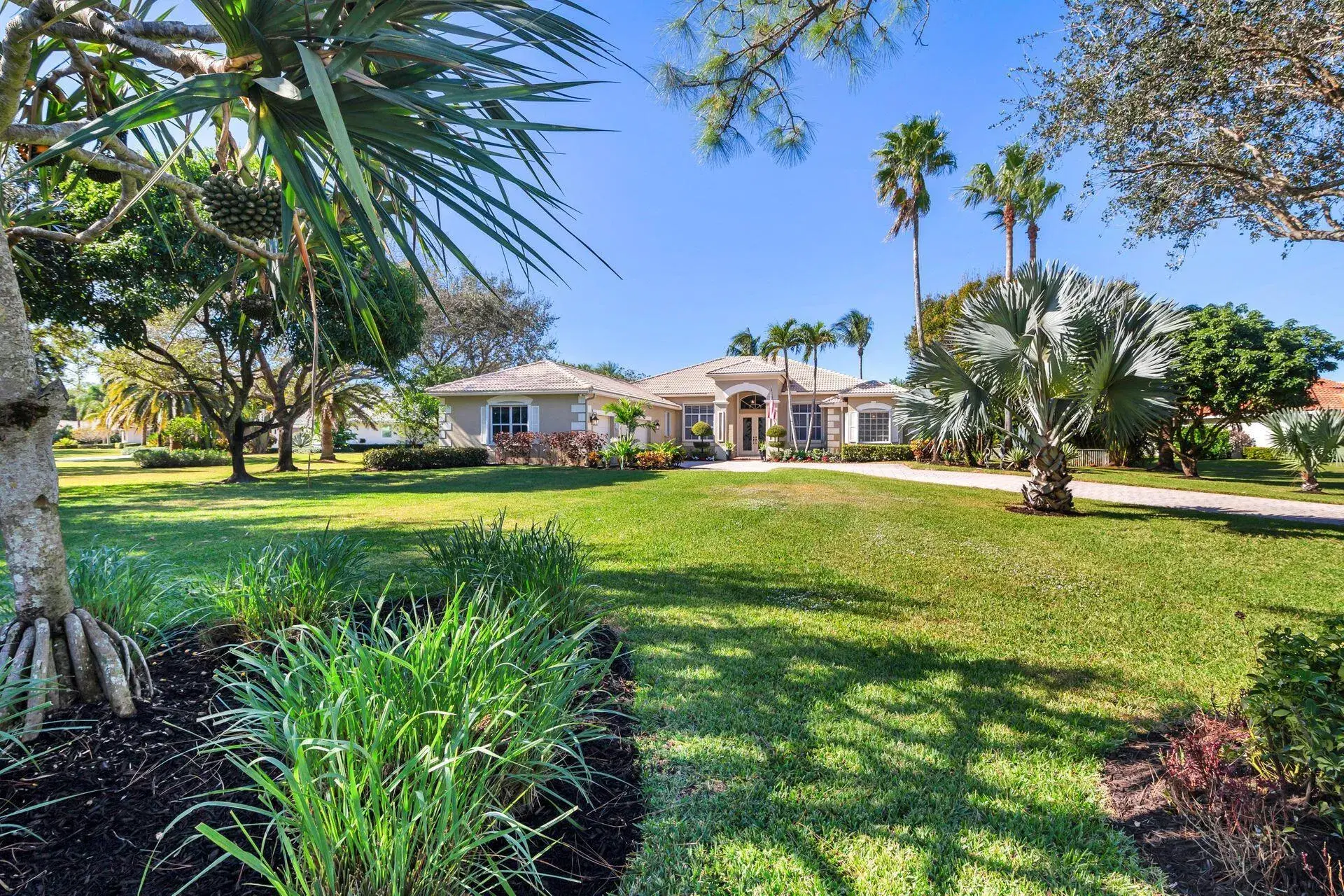 Picture of 7605 Woodsmuir Drive, Palm Beach Gardens, FL 33412