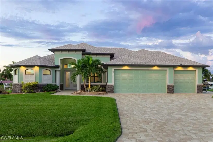 Picture of 15466 Seafoam Cir, Port Charlotte FL 33981