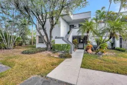 Picture of 159 Lakeview Drive 101, Weston, FL 33326