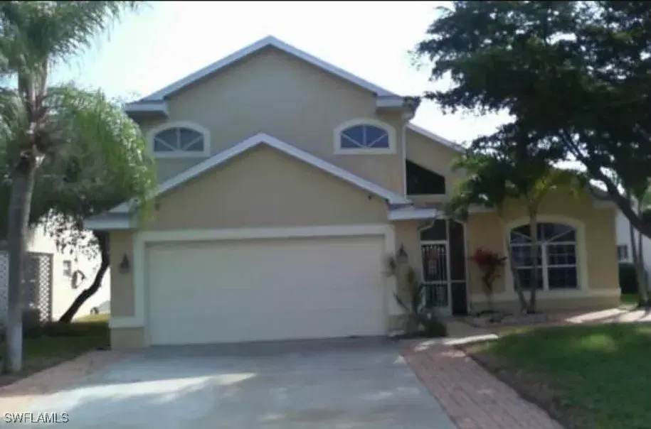 Picture of 17961 Castle Harbor Dr, Fort Myers, FL 33967