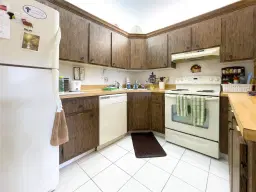 Picture of 329 Knotty Pine Cir C2, Greenacres, FL 33463