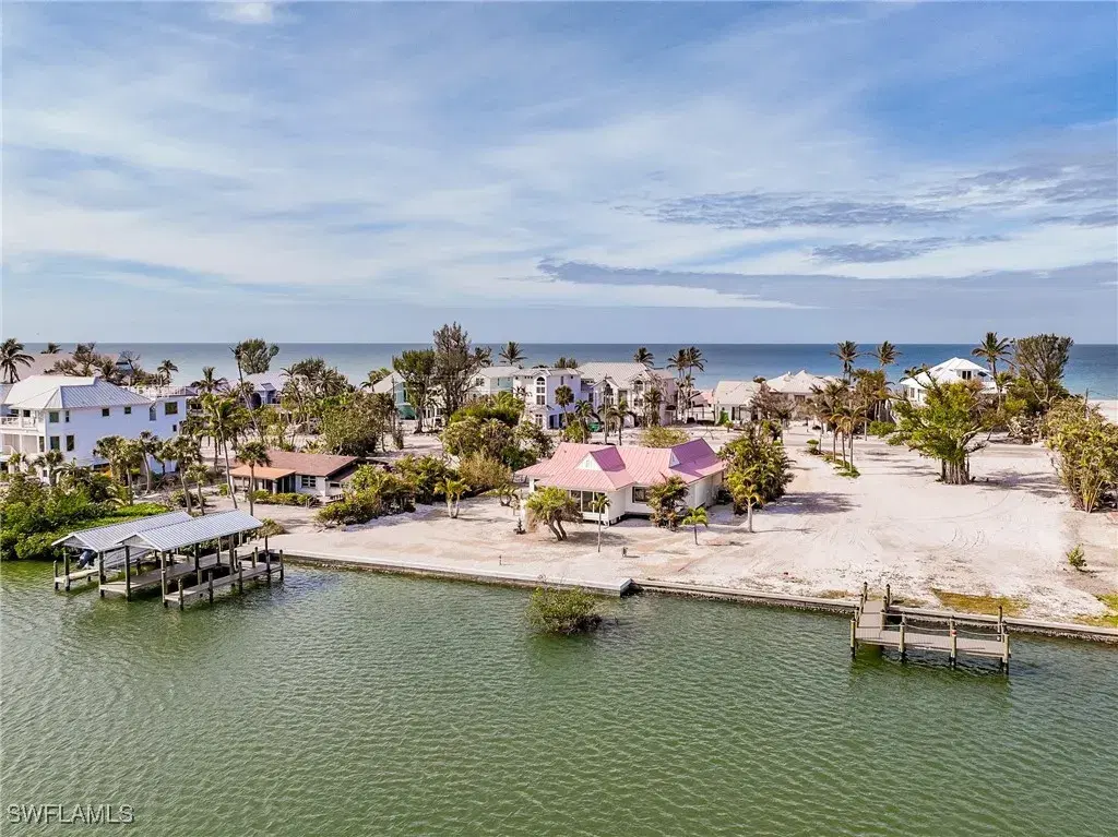 Picture of 944 SOUTH Seas Plantation Rd, Captiva, FL 33924