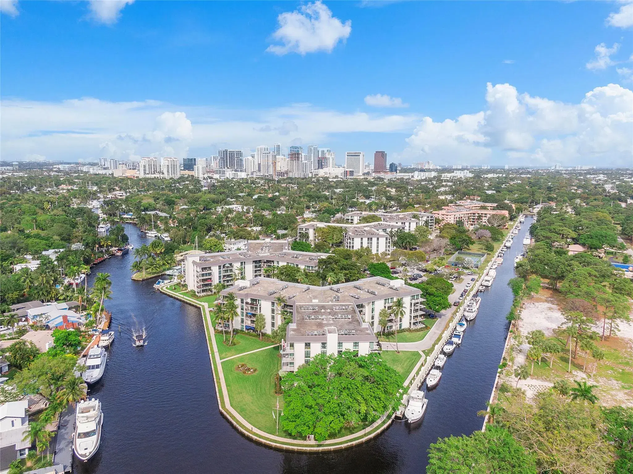 Picture of 1201 River Reach Dr 501, Fort Lauderdale, FL 33315