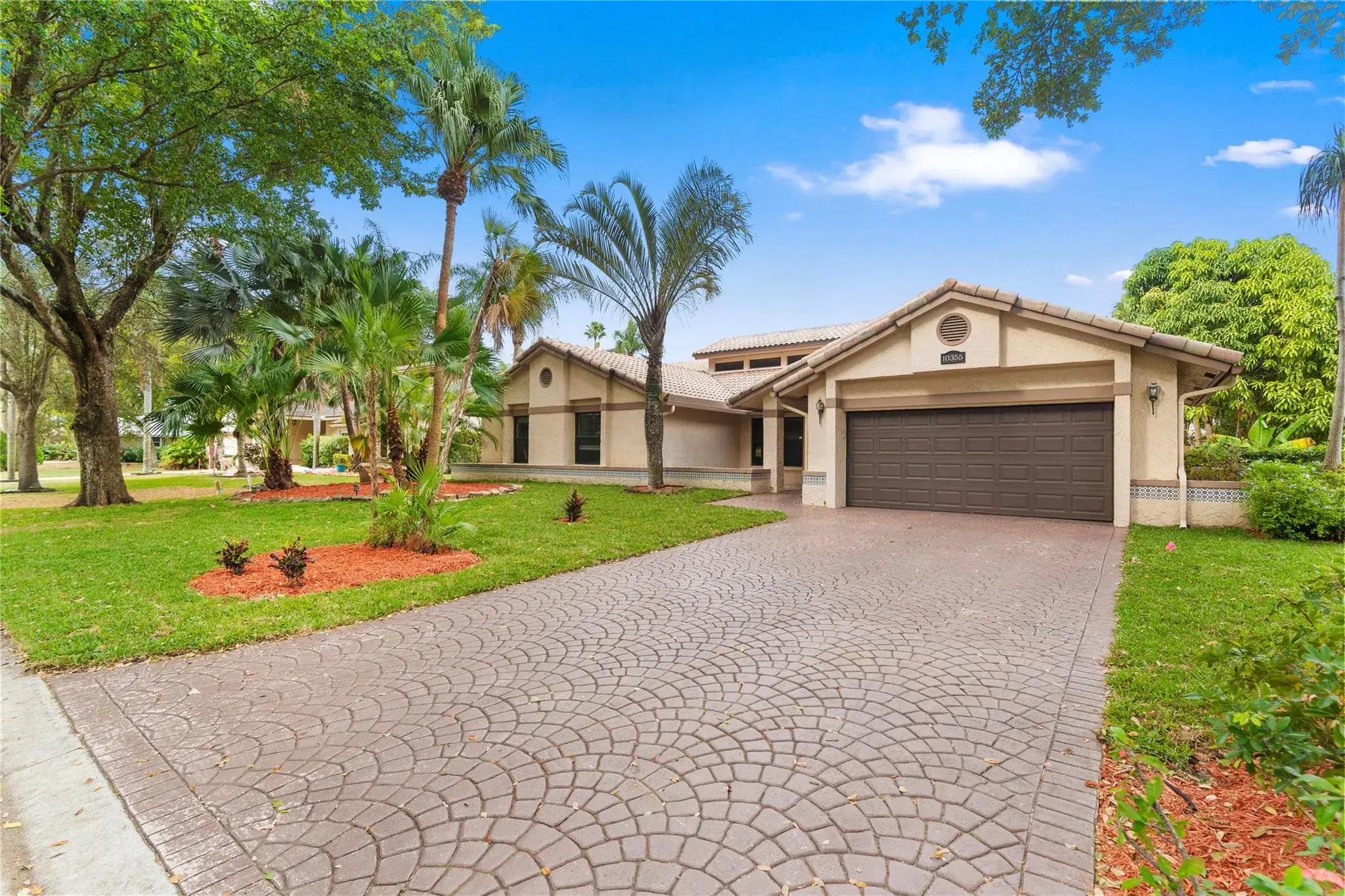 Picture of 10355 NW 6Th Ct, Coral Springs, FL 33071