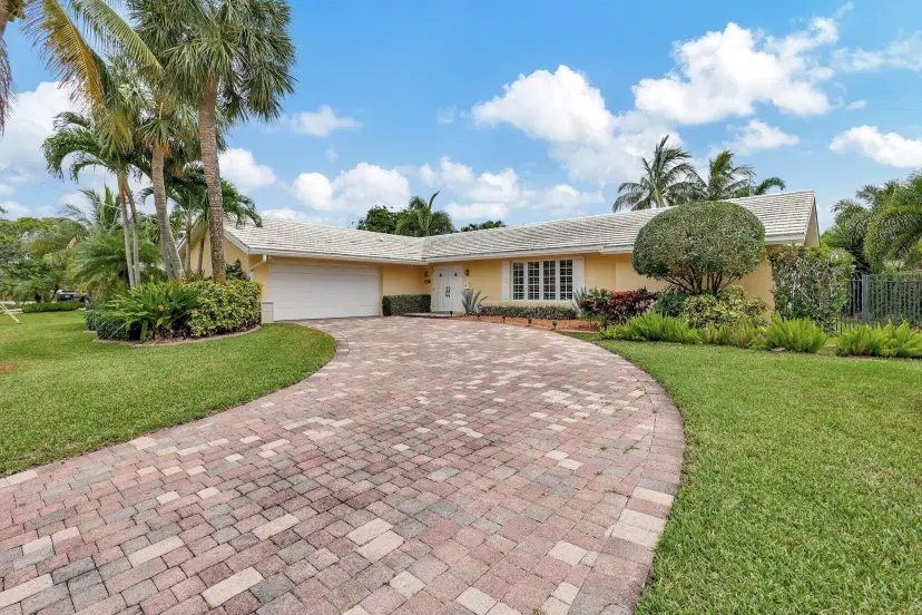 Picture of 701 Waterway Drive, North Palm Beach FL 33408