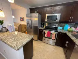 Picture of 8345 Sunrise Lakes Blvd 211, Sunrise, FL 33322