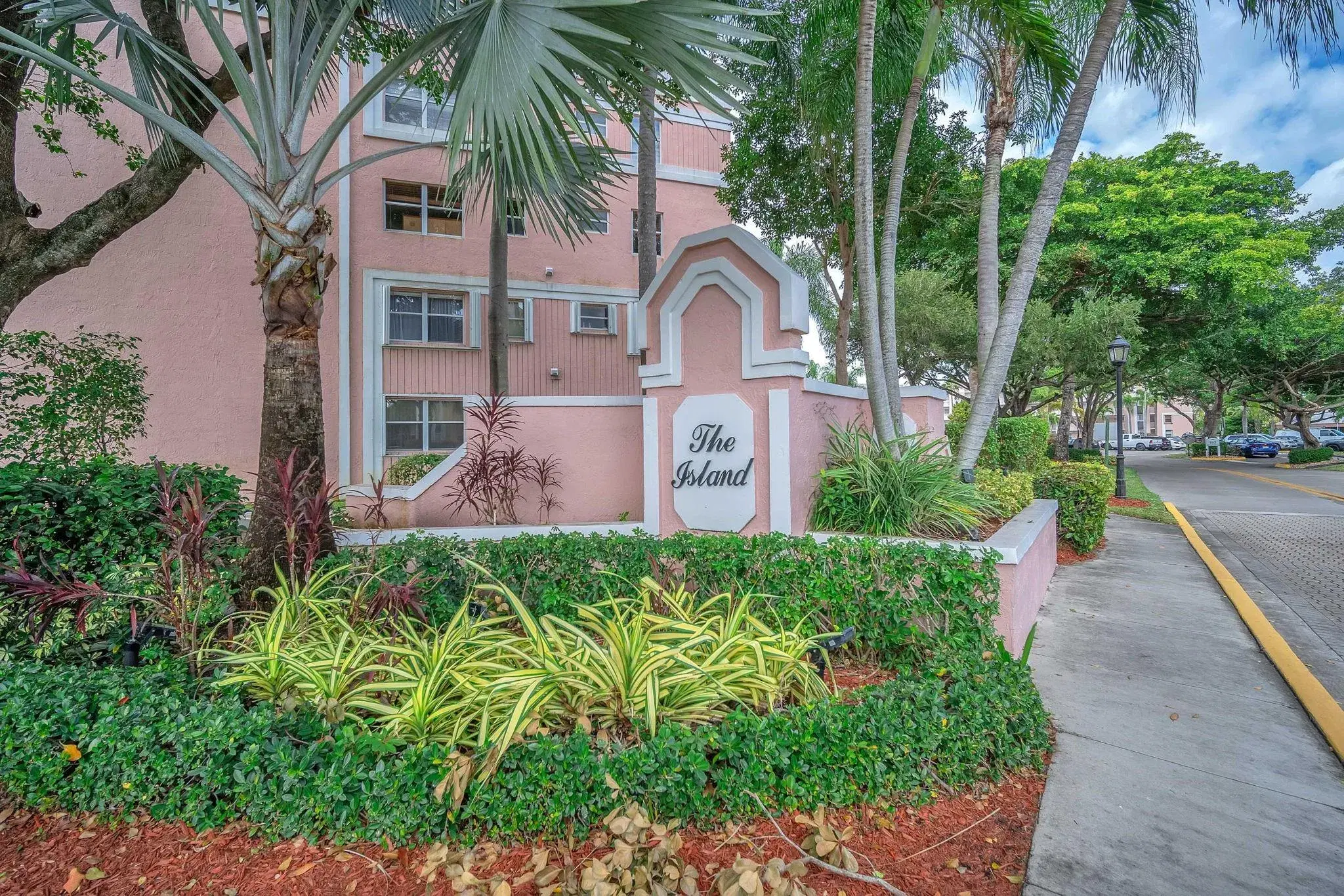 Picture of 2603 NW 103Rd Ave 401, Sunrise, FL 33322