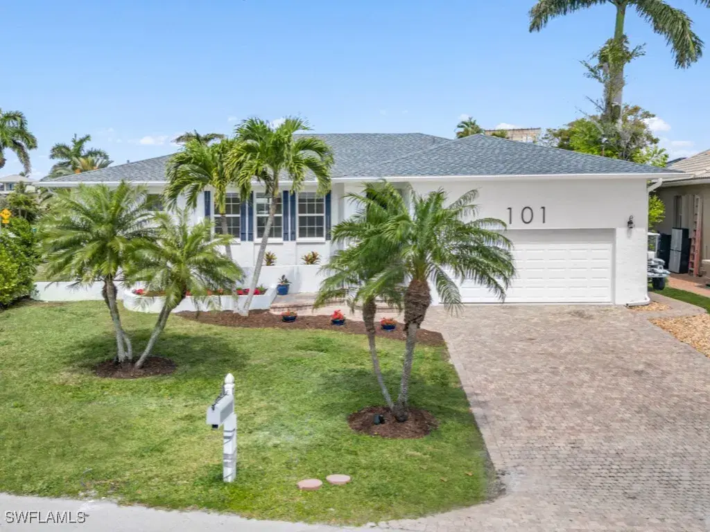 Picture of 101 San Salvador St, Naples, FL 34113