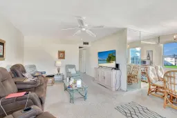 Picture of 536 Fanshaw M, Boca Raton, FL 33434