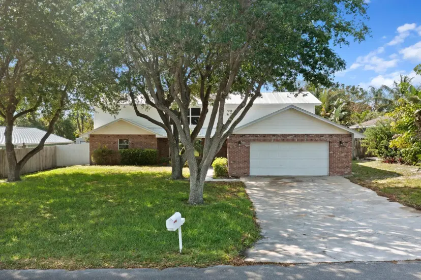 Picture of 8888 SE Colony Street, Hobe Sound FL 33455