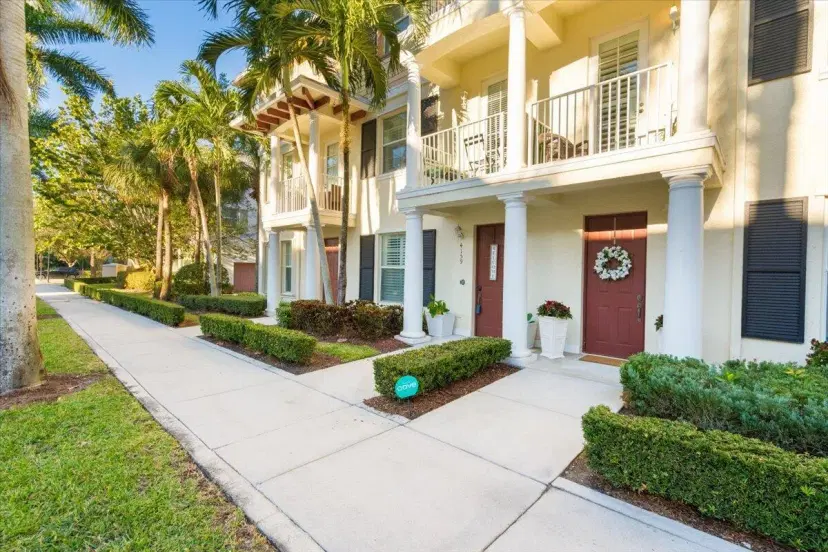 Picture of 4163 Main Street, Jupiter FL 33458