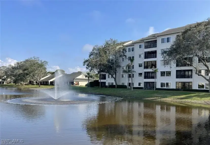 Picture of 900 Arbor Lake Dr 202, Naples FL 34110