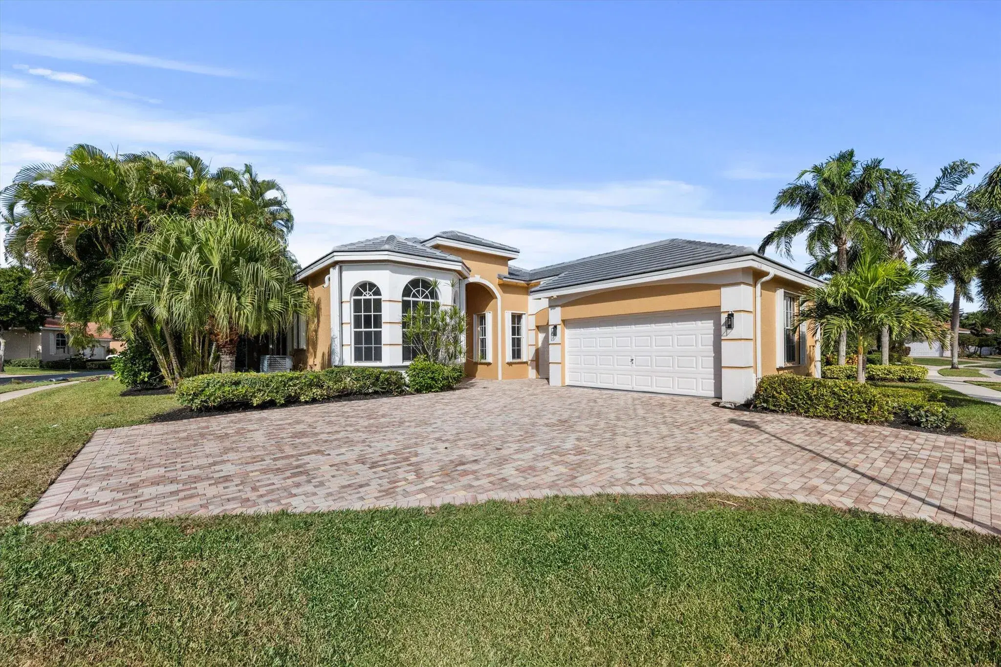 Picture of 4237 Imperial Isle Drive, Lake Worth, FL 33449